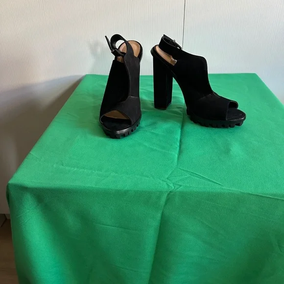 NWB 🔥SCHUTZ  SUEDE LUGG SOLE PEEP TOE SLING BACK SHOES 8 ♥️😍 - Picture 6 of 9